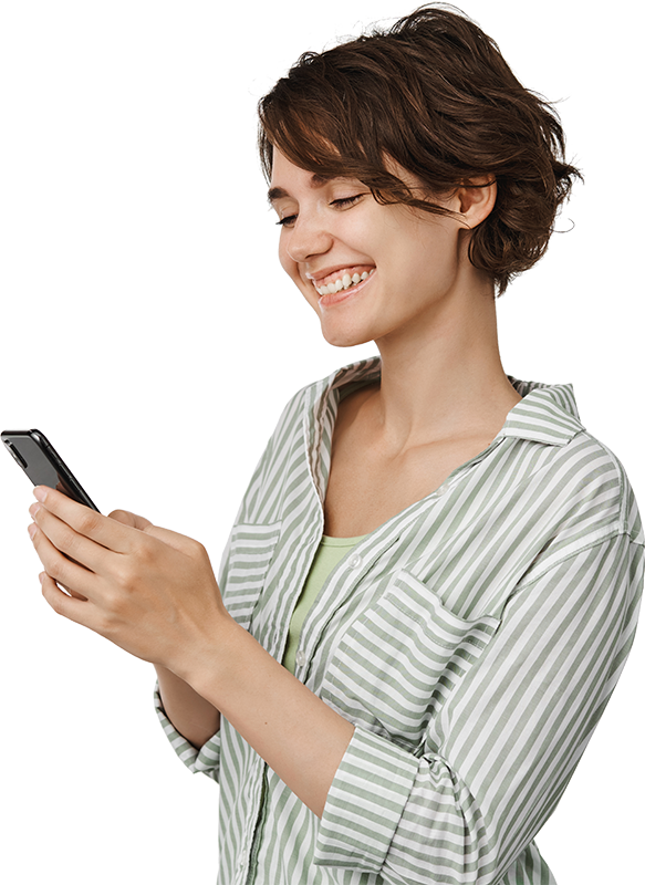 Vrouwlijke professional met telefoon in handen
